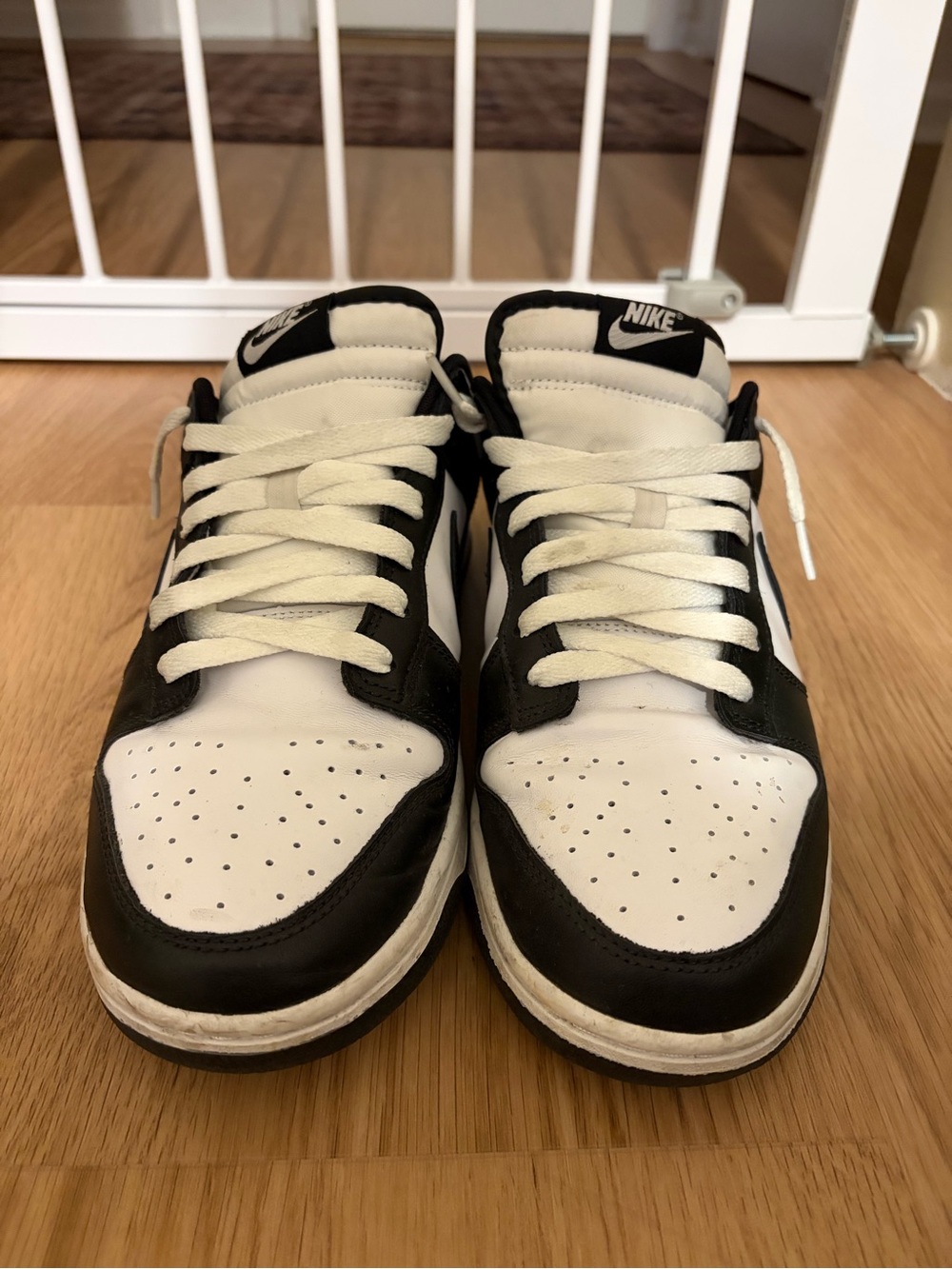 Nike Dunk Low Panda Sneakers